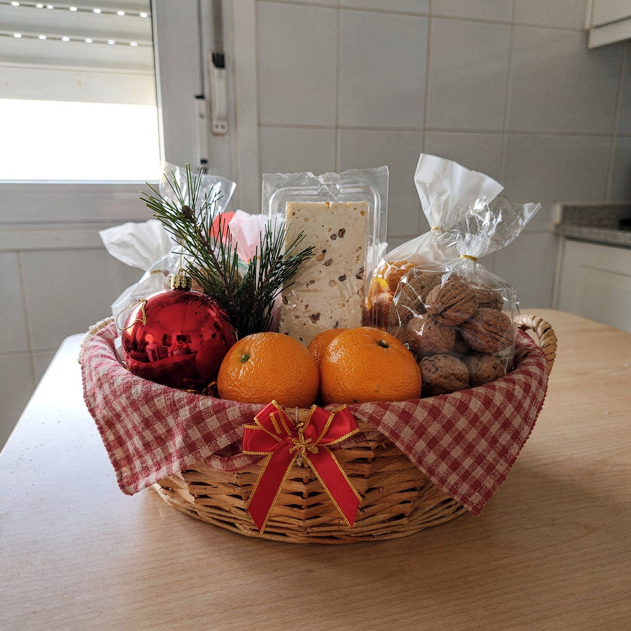 Christmas gift hamper